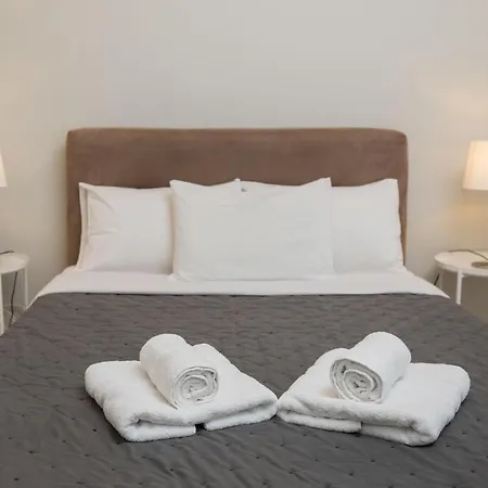 Apartment Derigny Studio Central Luxurious